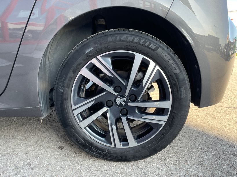 PEUGEOT 208 2023 - Photo n°36