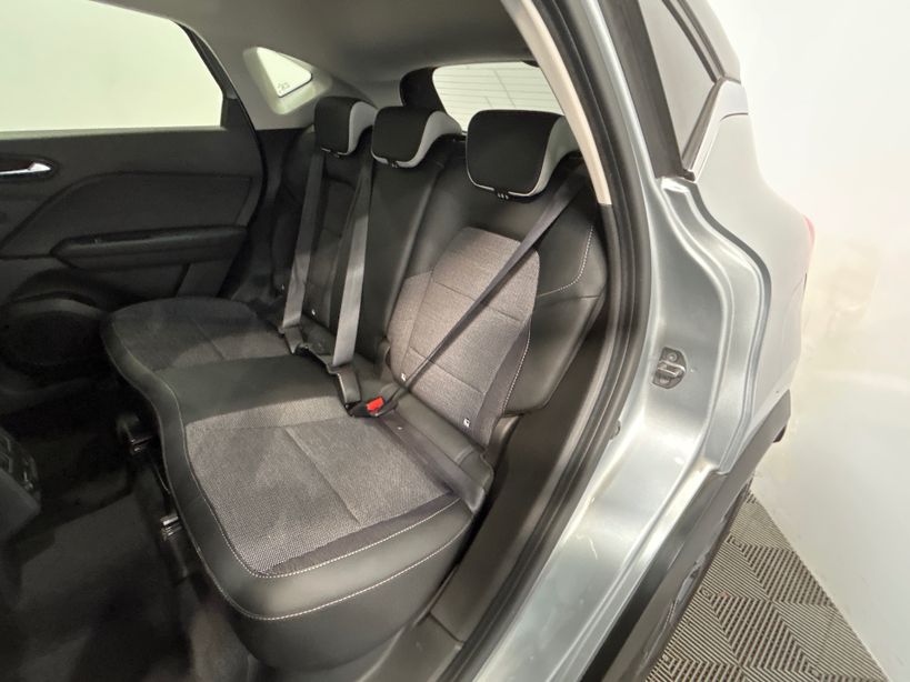 RENAULT CAPTUR 2023 - Photo n°10