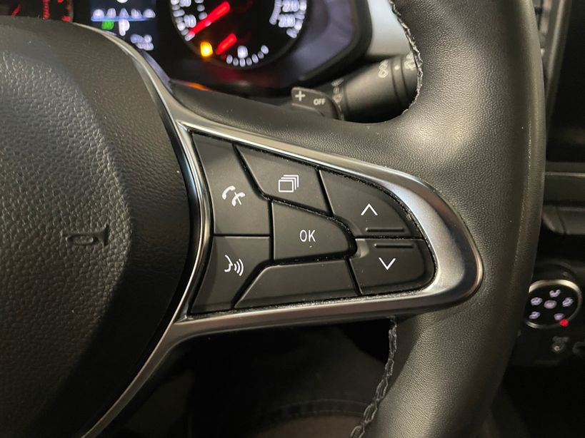 RENAULT CAPTUR 2021 - Photo n°27