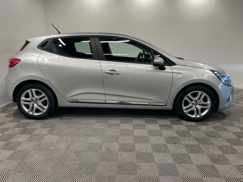 RENAULT CLIO V 2021 - Photo n°4