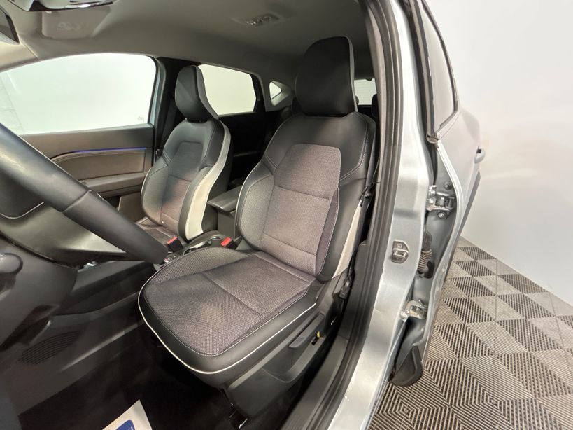 RENAULT CAPTUR 2023 - Photo n°9