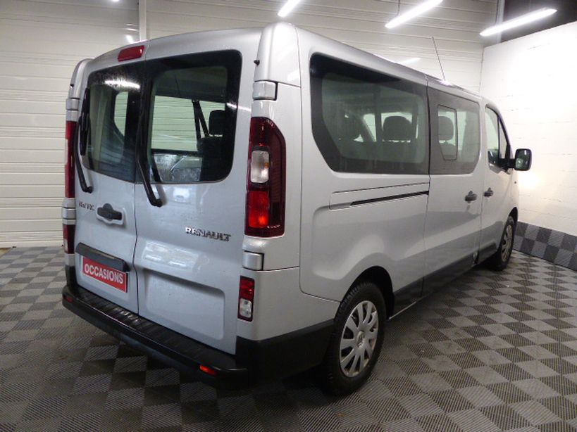 RENAULT TRAFIC III COMBI 2016 - Photo n°4