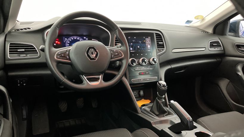RENAULT MEGANE IV BERLINE 2020 - Photo n°31
