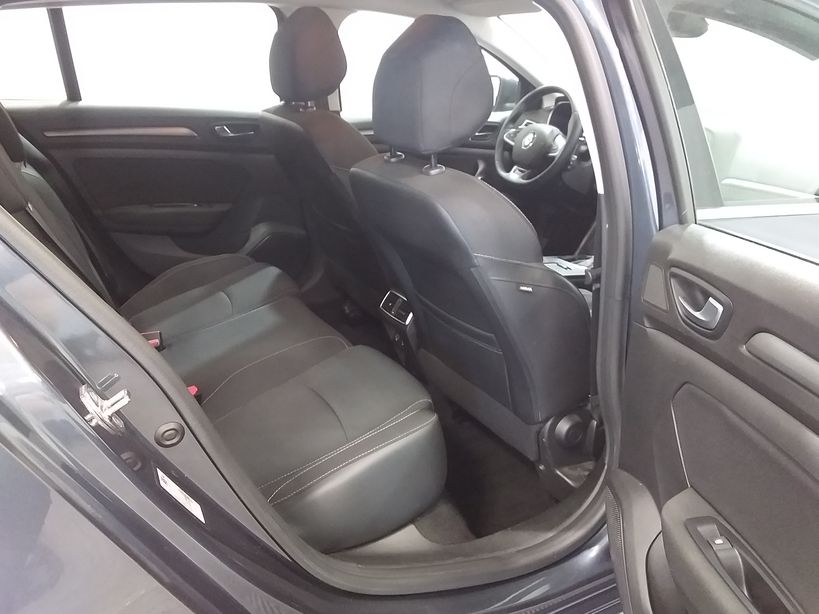 RENAULT MEGANE IV ESTATE 2021 - Photo n°8