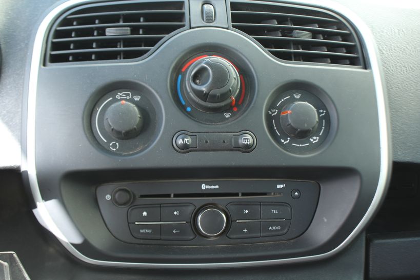 RENAULT KANGOO EXPRESS 2017 - Photo n°29