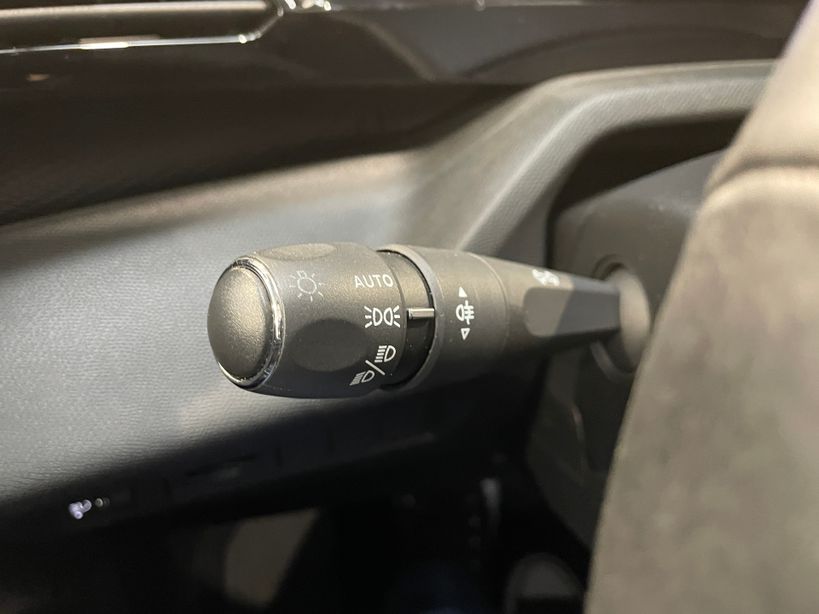 PEUGEOT 308 2022 - Photo n°33