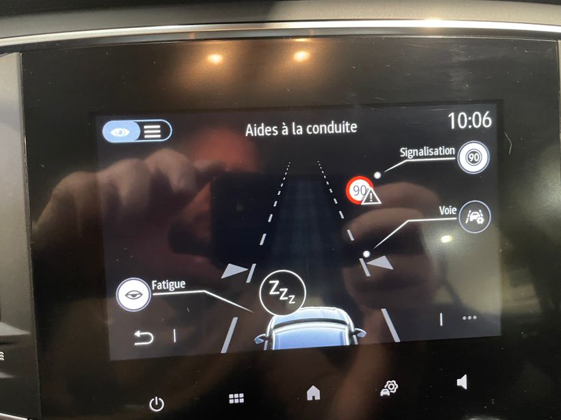 RENAULT MEGANE IV ESTATE 2022 - Photo n°21