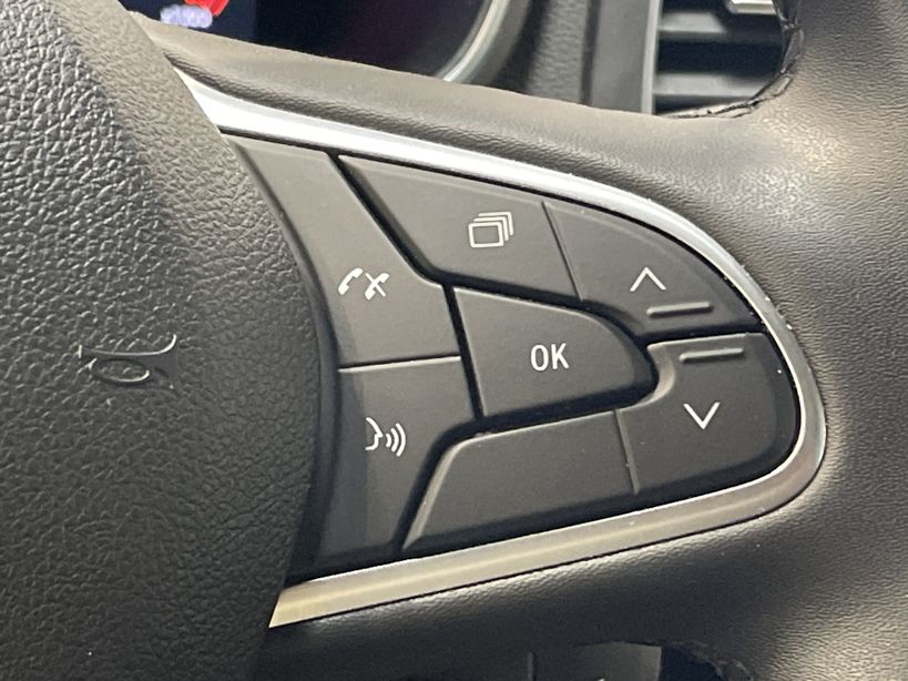 RENAULT MEGANE IV ESTATE 2022 - Photo n°28