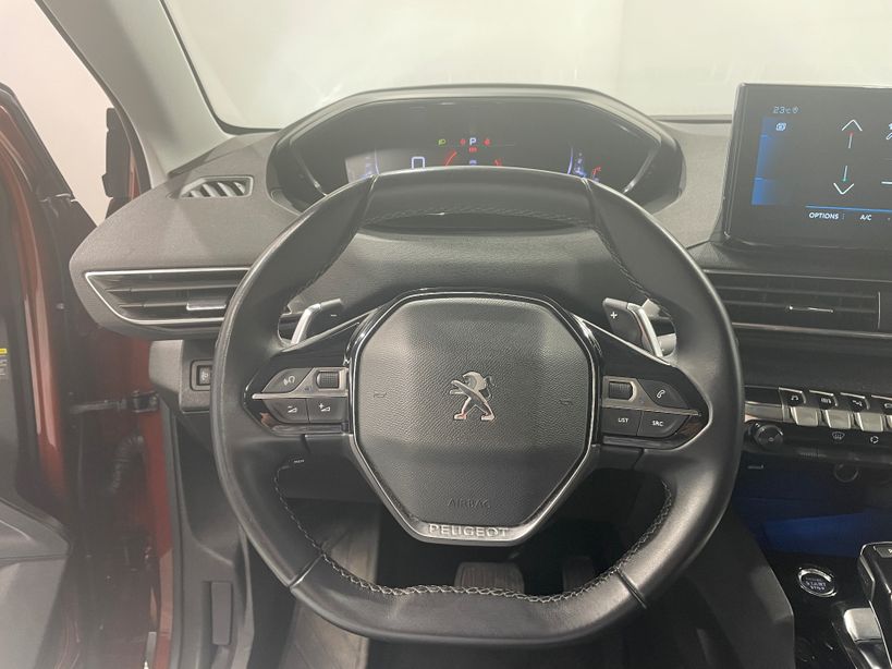 PEUGEOT 5008 2021 - Photo n°14