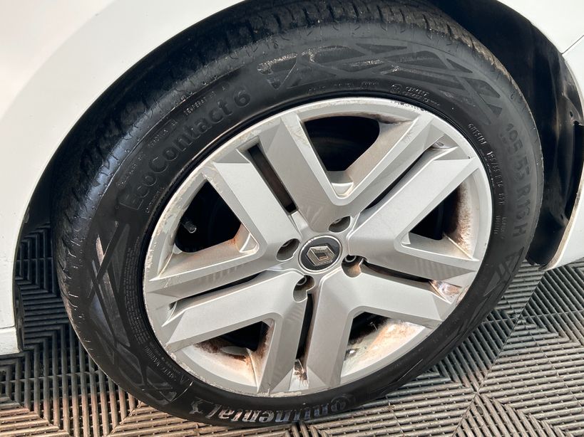 RENAULT CLIO V 2020 - Photo n°4