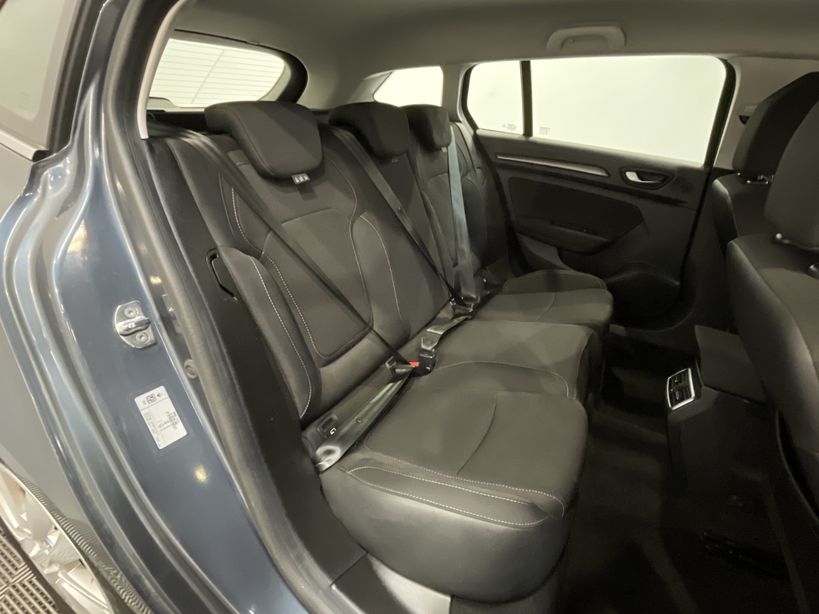 RENAULT MEGANE IV ESTATE 2021 - Photo n°40
