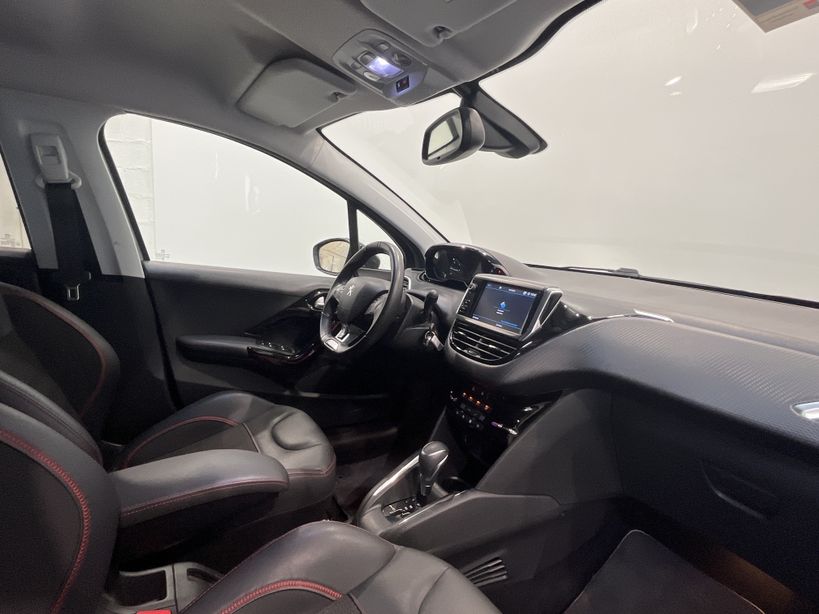 PEUGEOT 208 2019 - Photo n°20