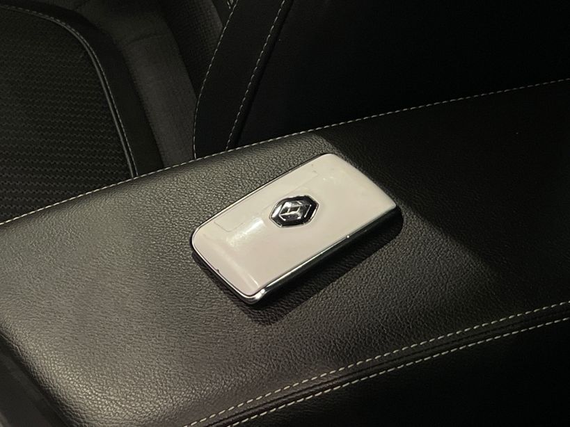 RENAULT MEGANE IV BERLINE 2021 - Photo n°54