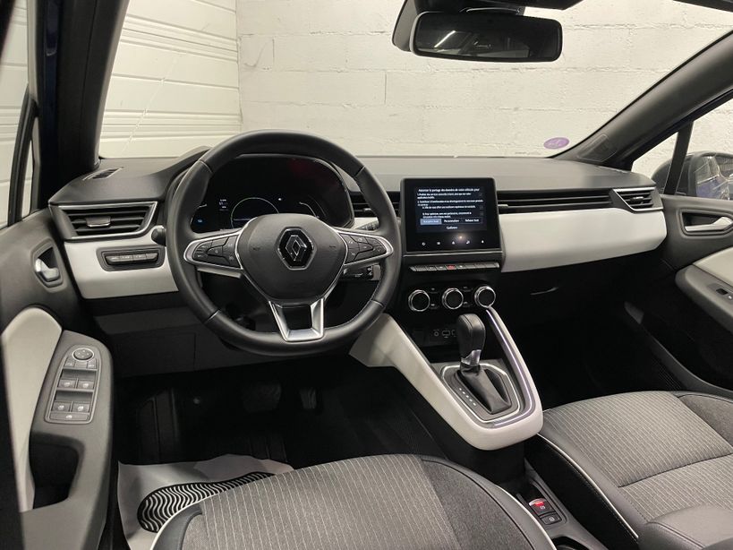 RENAULT CLIO V 2023 - Photo n°13