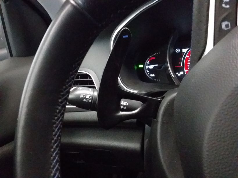 RENAULT MEGANE IV ESTATE 2016 - Photo n°24