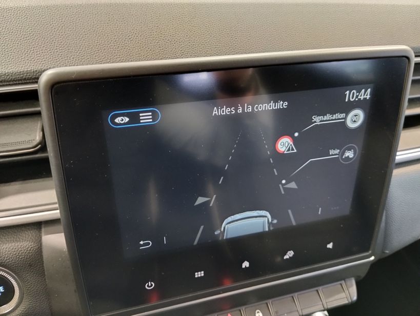 RENAULT CAPTUR 2022 - Photo n°11