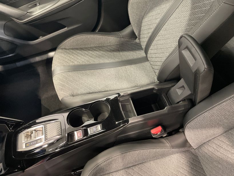 PEUGEOT 2008 ELECTRIQUE 2025 - Photo n°23