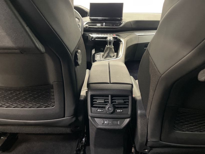 PEUGEOT 5008 2023 - Photo n°43
