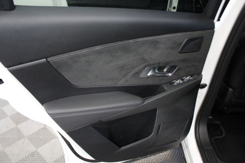 DS DS7 CROSSBACK 2019 - Photo n°38