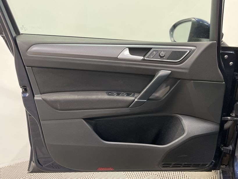 VOLKSWAGEN GOLF SPORTSVAN BUSINESS 2016 - Photo n°33