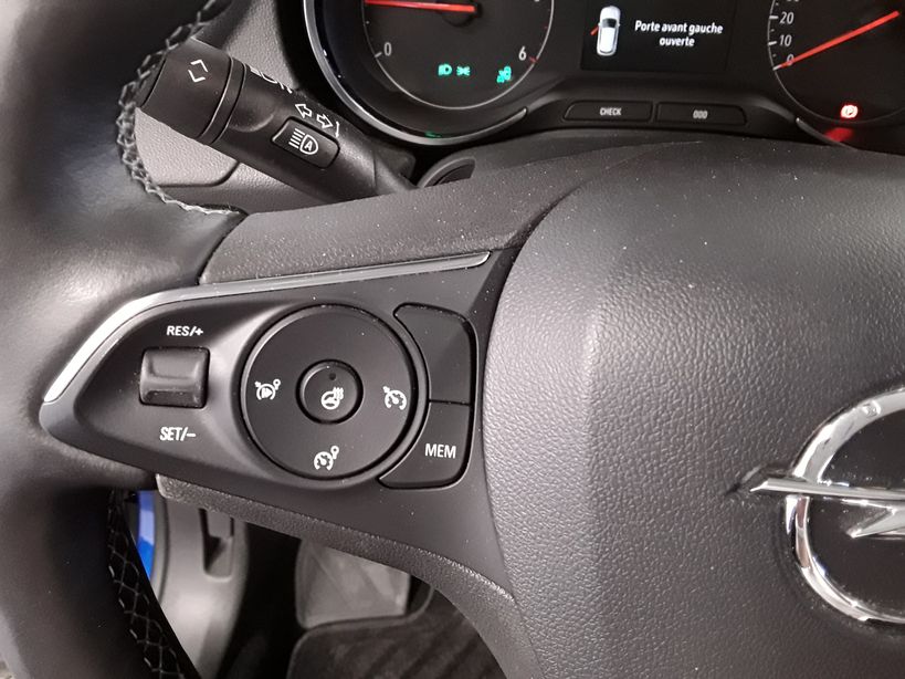 OPEL GRANDLAND X 2018 - Photo n°28