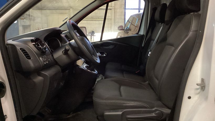 RENAULT TRAFIC III FG 2021 - Photo n°10