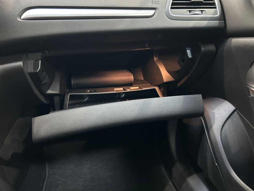 RENAULT MEGANE IV BERLINE 2021 - Photo n°24