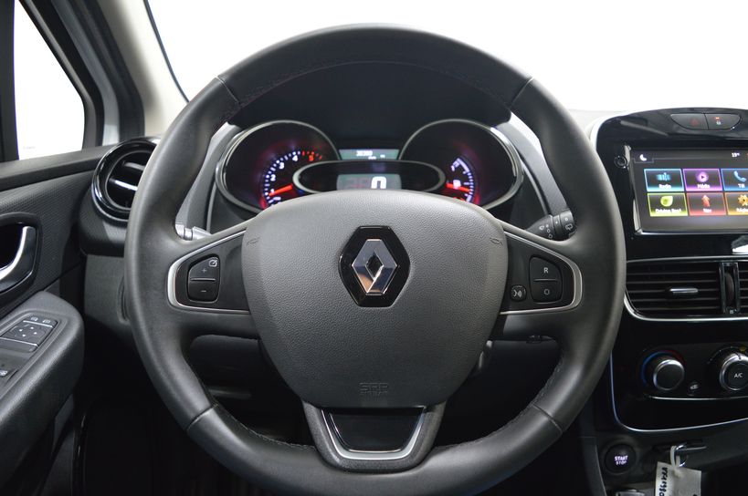 RENAULT CLIO IV 2019 - Photo n°11