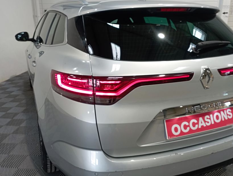 RENAULT MEGANE IV ESTATE 2021 - Photo n°8