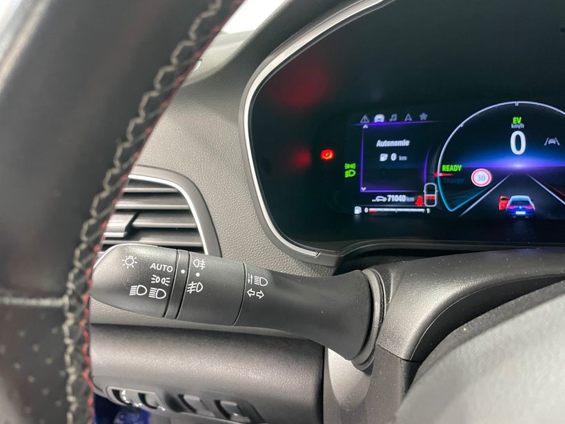 RENAULT MEGANE IV BERLINE 2022 - Photo n°14