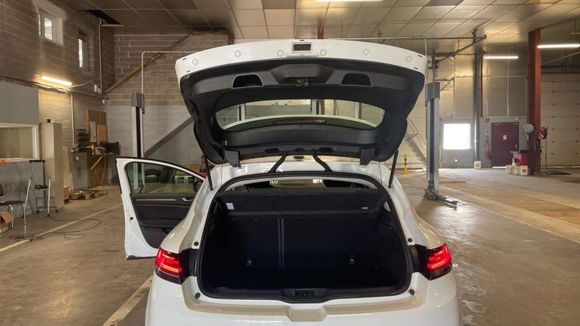 RENAULT MEGANE IV BERLINE 2021 - Photo n°15