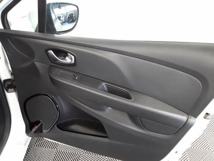RENAULT CLIO IV SOCIETE 2018 - Photo n°12
