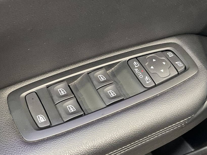 RENAULT MEGANE IV ESTATE 2020 - Photo n°34