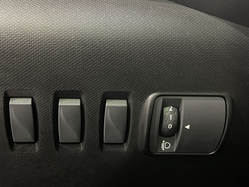 RENAULT TWINGO III 2021 - Photo n°32