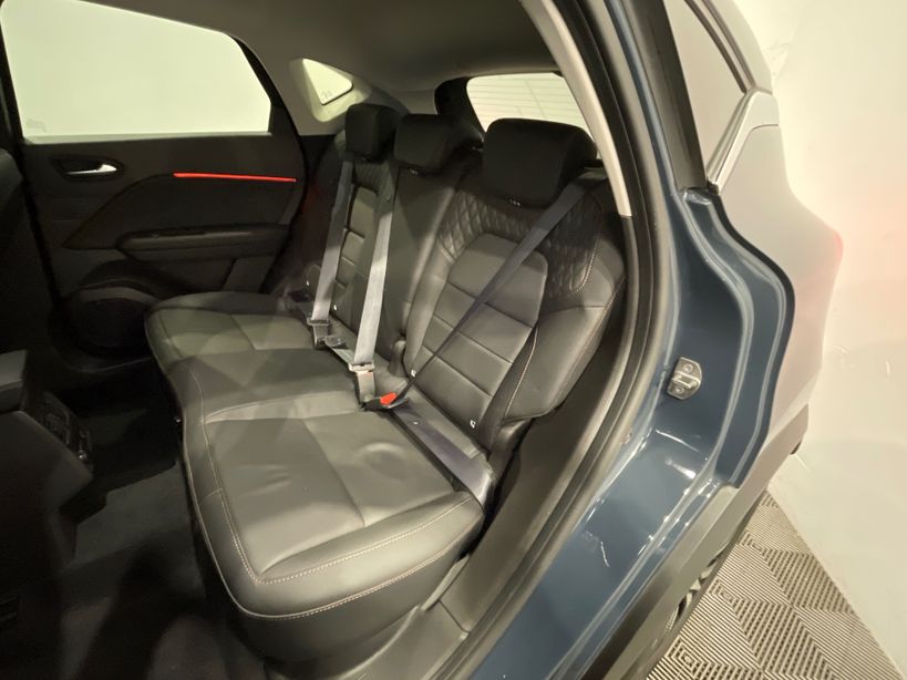 RENAULT CAPTUR 2023 - Photo n°10