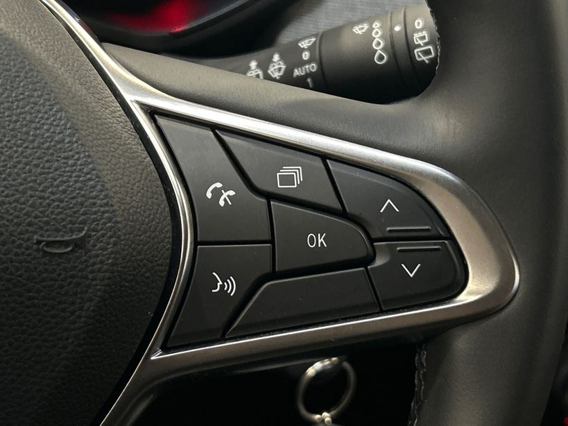 RENAULT CLIO V 2024 - Photo n°23