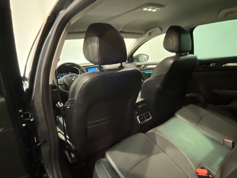 RENAULT MEGANE IV BERLINE 2023 - Photo n°38