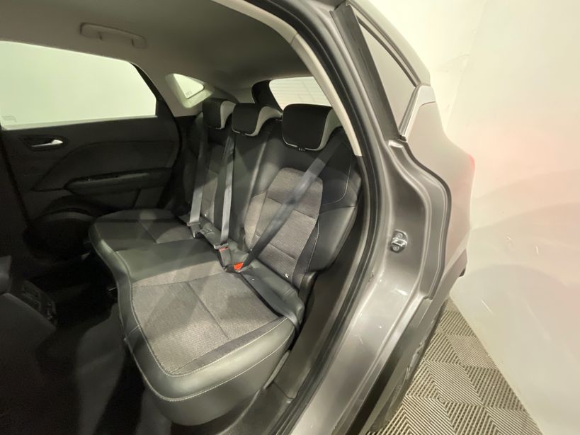 RENAULT CAPTUR 2021 - Photo n°10