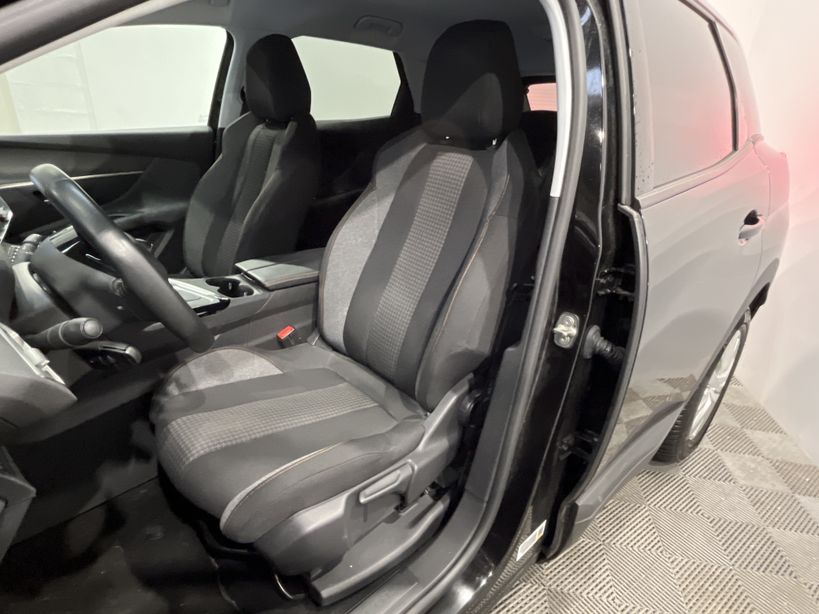 PEUGEOT 3008 BUSINESS 2020 - Photo n°9