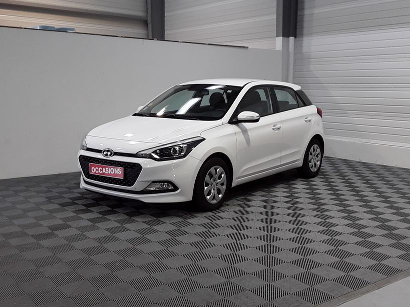 HYUNDAI i20 BUSINESS 2017 - Photo n°39