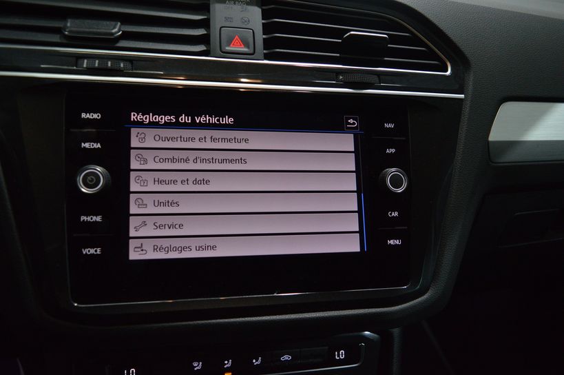 VOLKSWAGEN TIGUAN BUSINESS 2018 - Photo n°37