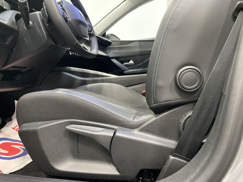 PEUGEOT 308 2024 - Photo n°41