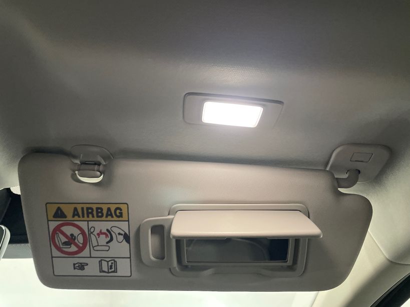 RENAULT MEGANE IV BERLINE 2023 - Photo n°25