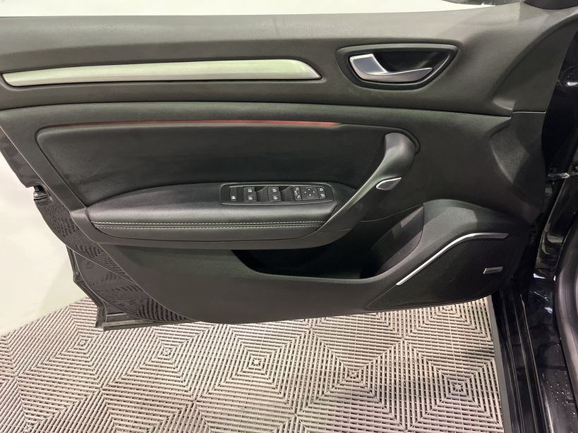 RENAULT MEGANE IV ESTATE 2017 - Photo n°32