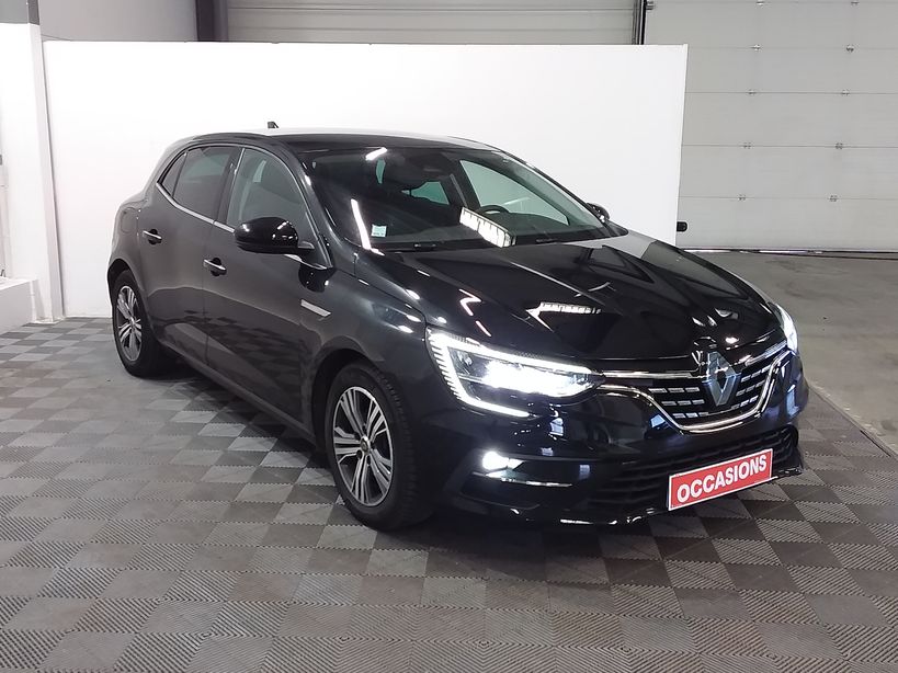 RENAULT MEGANE IV BERLINE 2022 - Photo n°3