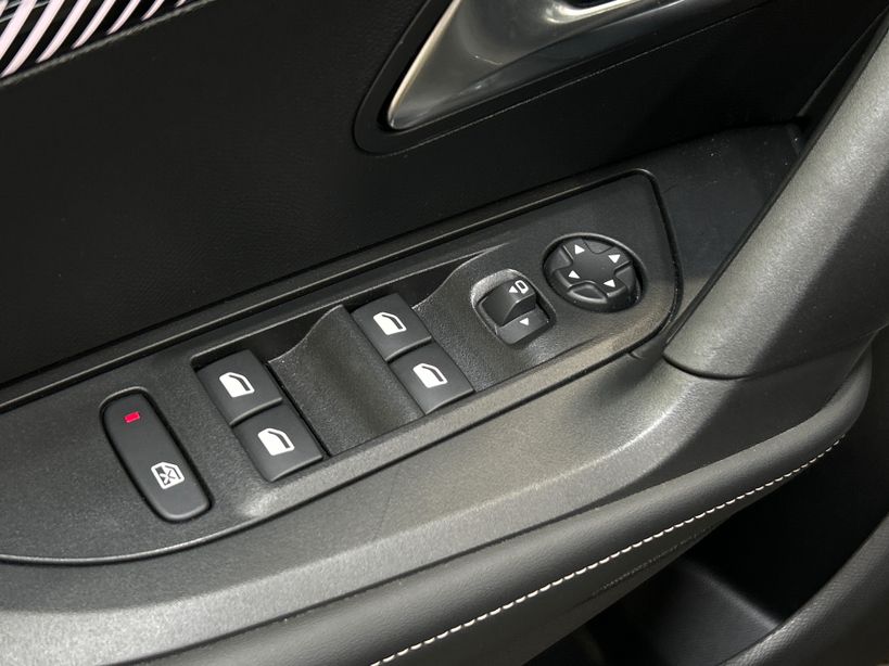 PEUGEOT 2008 2025 - Photo n°32