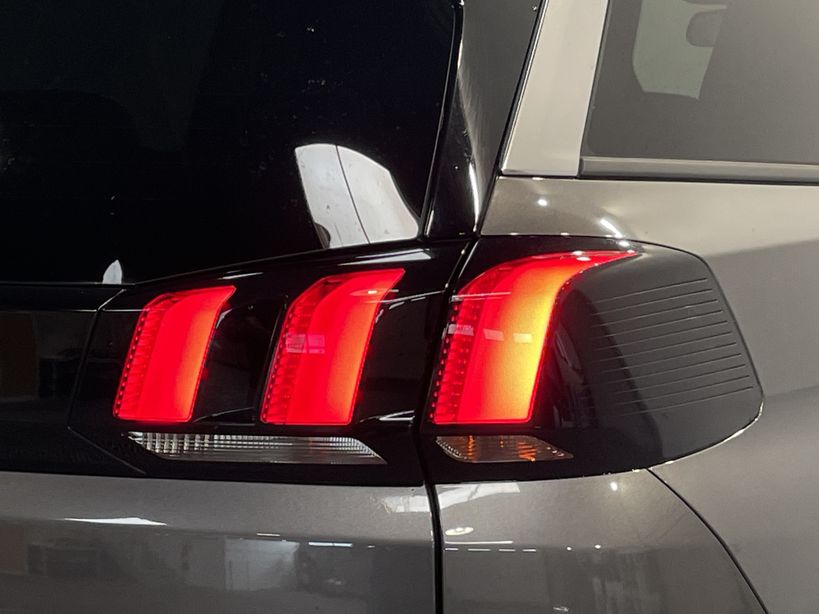 PEUGEOT 5008 2023 - Photo n°7