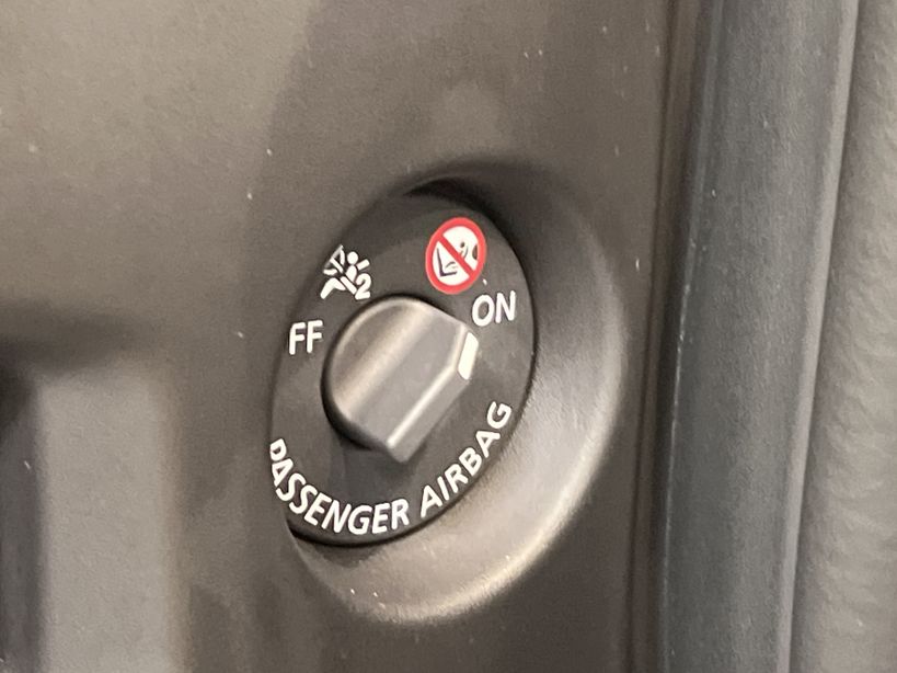 RENAULT MEGANE IV BERLINE 2021 - Photo n°43