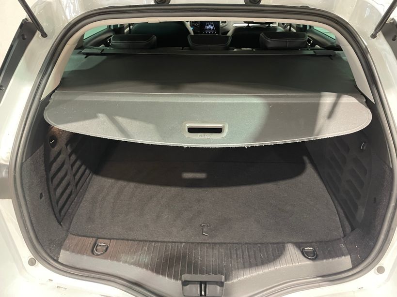 RENAULT MEGANE IV ESTATE 2022 - Photo n°45