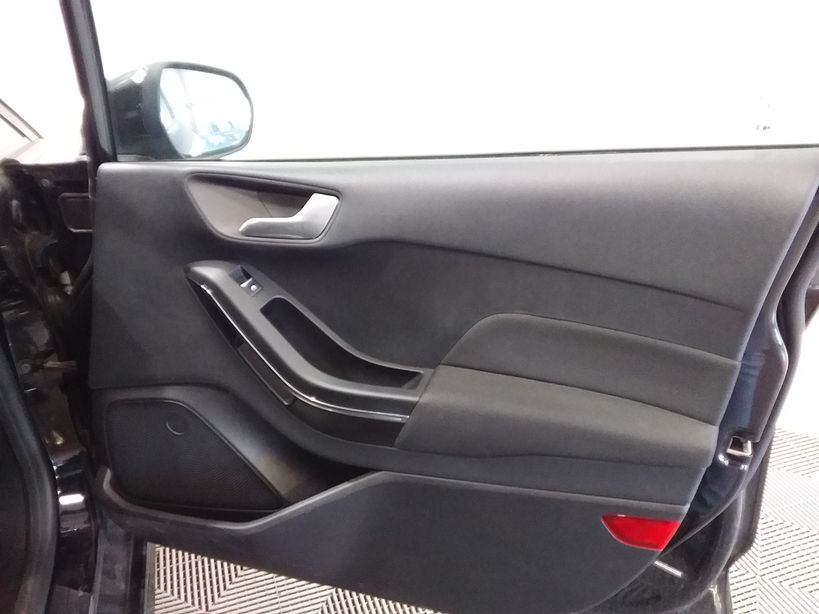 FORD FIESTA 2020 - Photo n°8